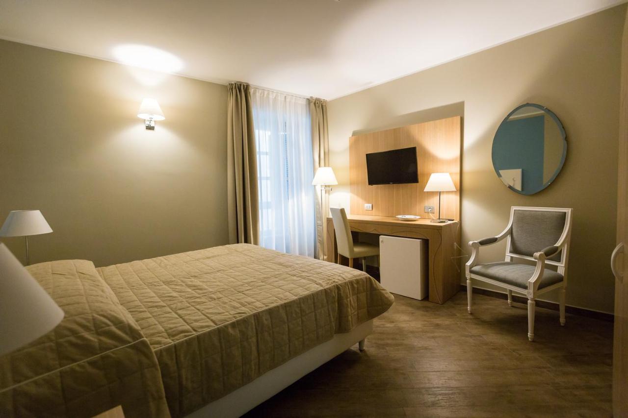 Hotel Monteverde Acqui Terme Zewnętrze zdjęcie