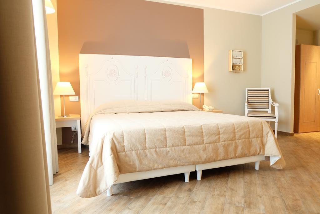 Hotel Monteverde Acqui Terme Zewnętrze zdjęcie