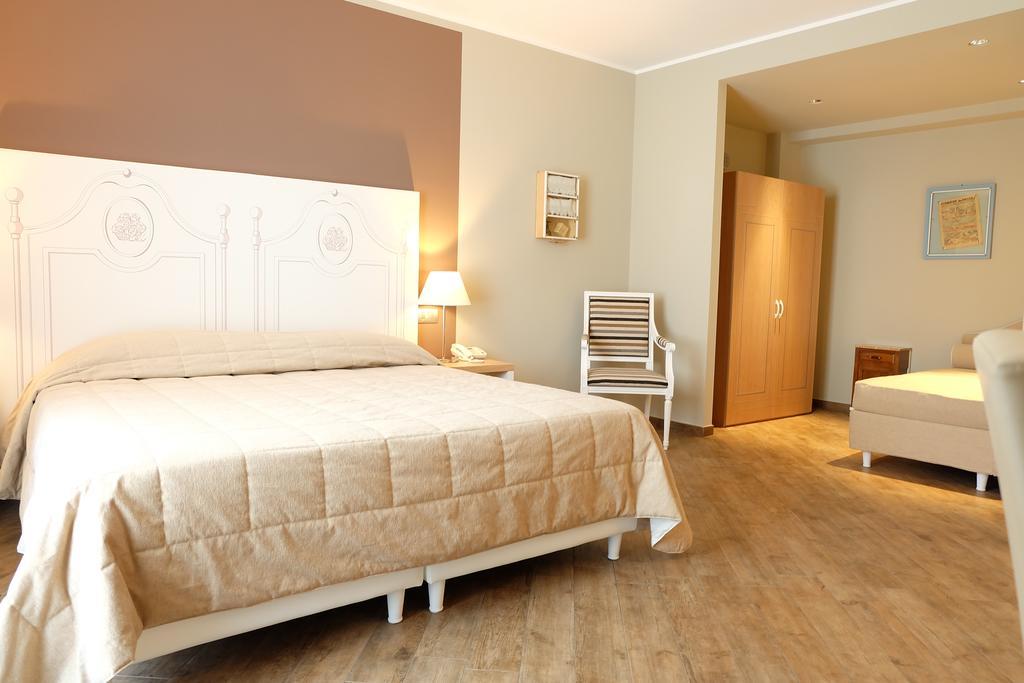 Hotel Monteverde Acqui Terme Zewnętrze zdjęcie